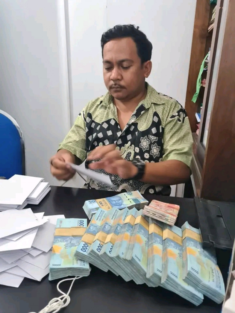 Cuitan Postingan Akun FB Idho Acim Jadi Sorotan Publik