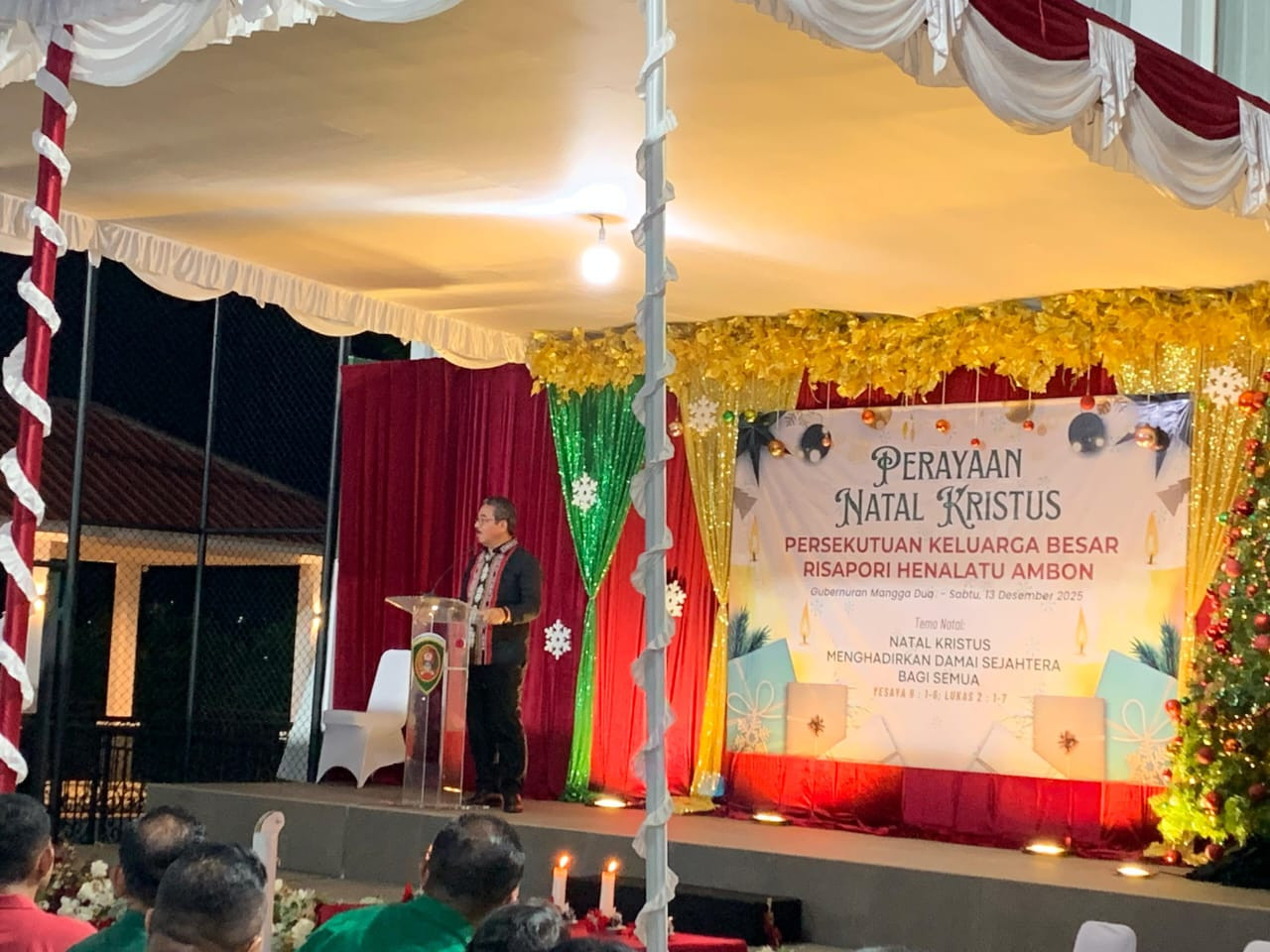 Natal Keluarga Besar RISAPORI–HENALATU Digelar di Kediaman Gubernur Maluku