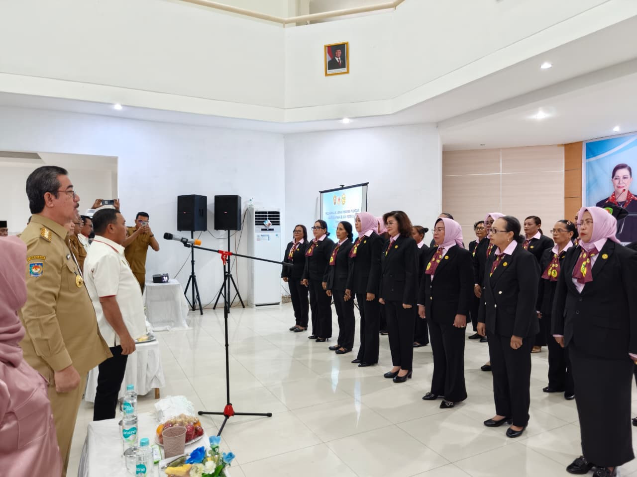 Gubernur Hendrik Lewerissa: PERWOSI Harus Jadi Motor Pemberdayaan Perempuan Lewat Olahraga