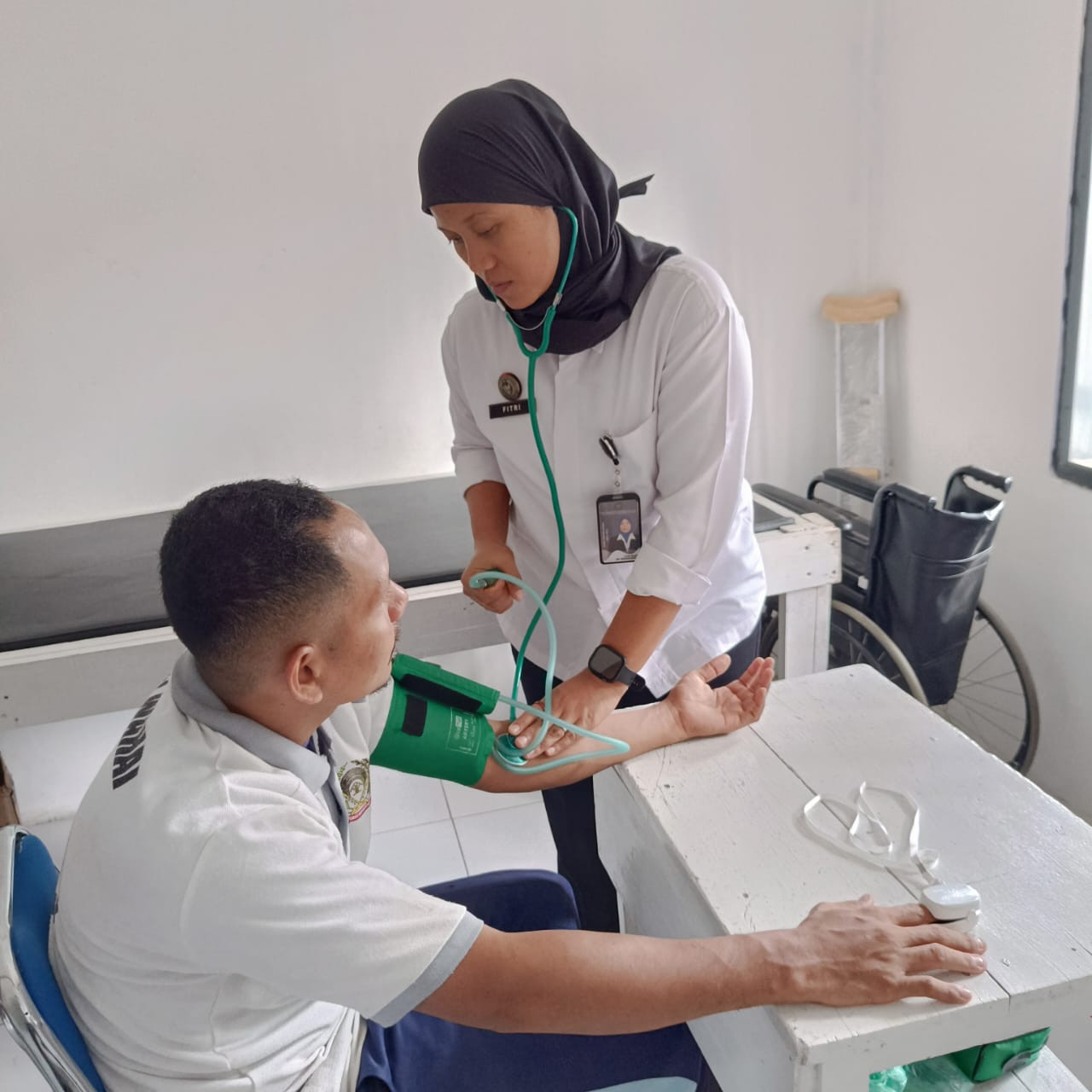 Pastikan Kesehatan Fisik, Warga Binaan Lapas Wahai Jalani Pemeriksaan Rutin