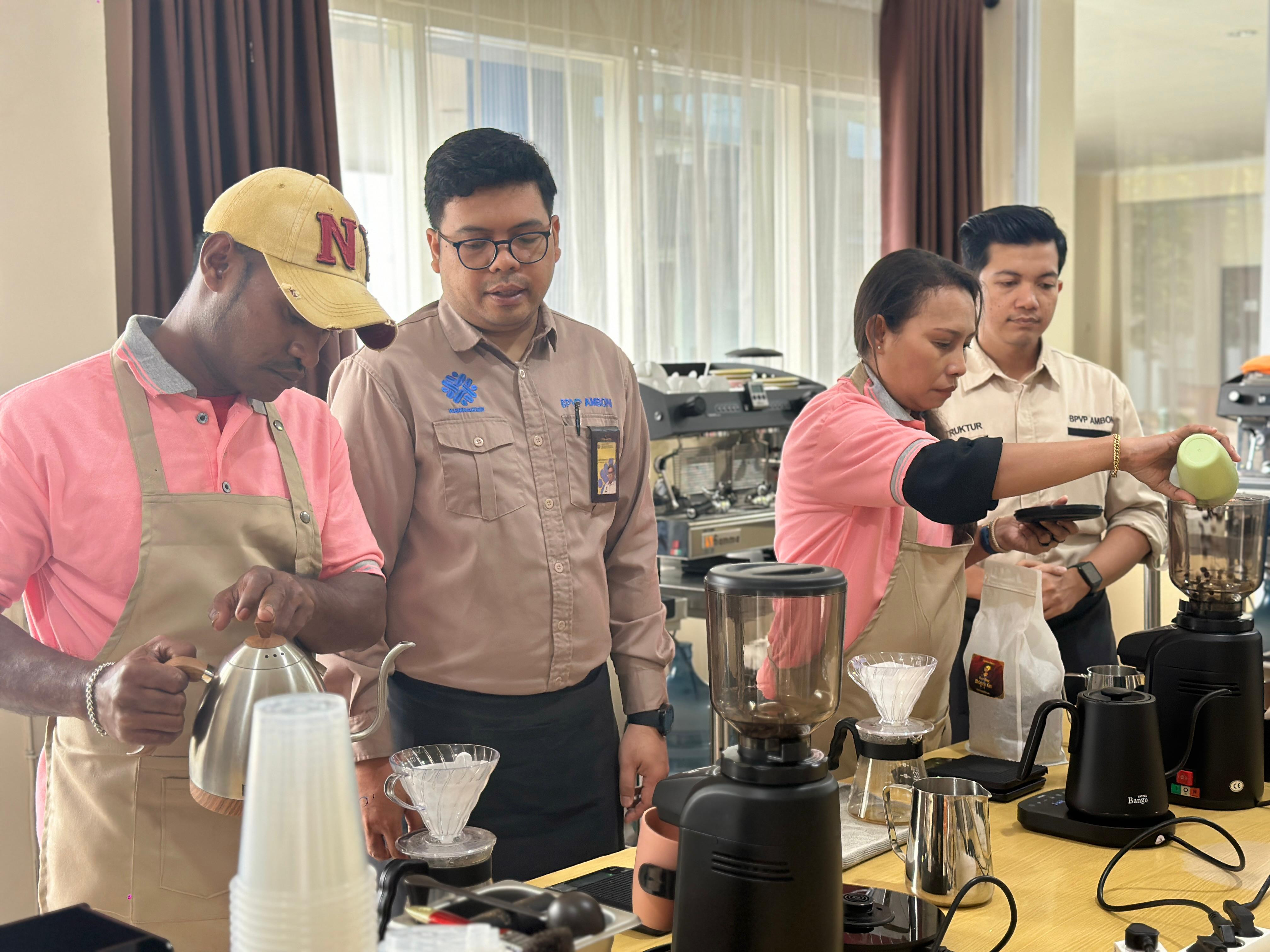 BAPAS Kelas II Ambon Tingkatkan Barista Profesional