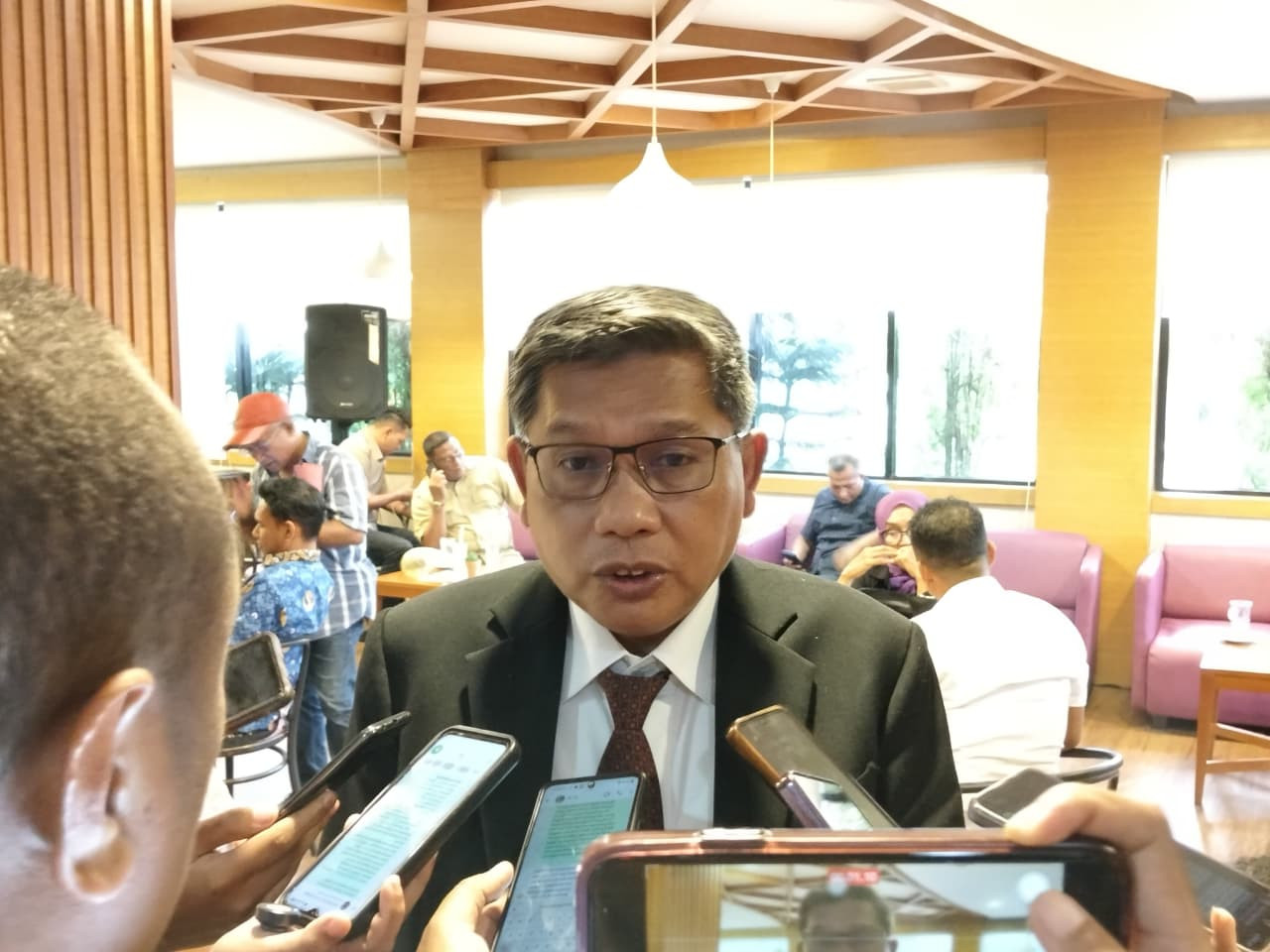 Wali Kota Ambon Peringatkan Keras Tawuran Pelajar, Ancam Sanksi Skorsing Hingga DiKeluarkan