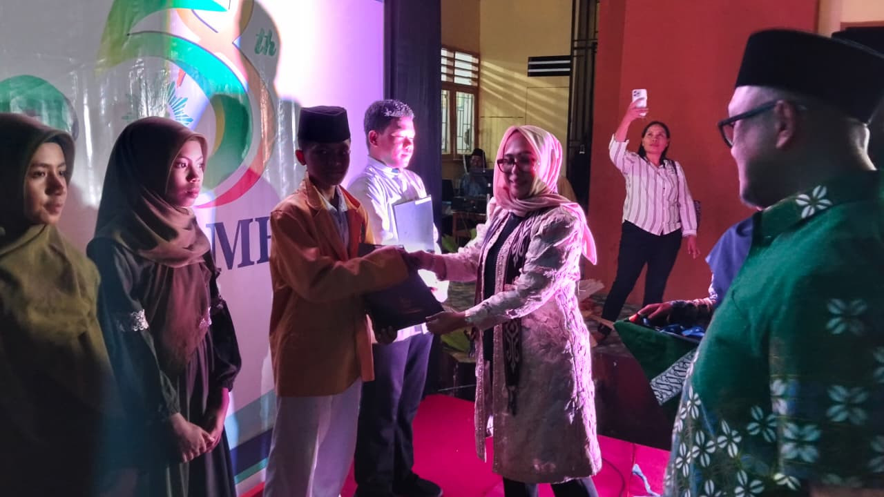 Toisutta Buka Milad ke-58 SMP Muhammadiyah, Pemkot Apresiasi Prestasi Siswa dan Berikan Penghargaan
