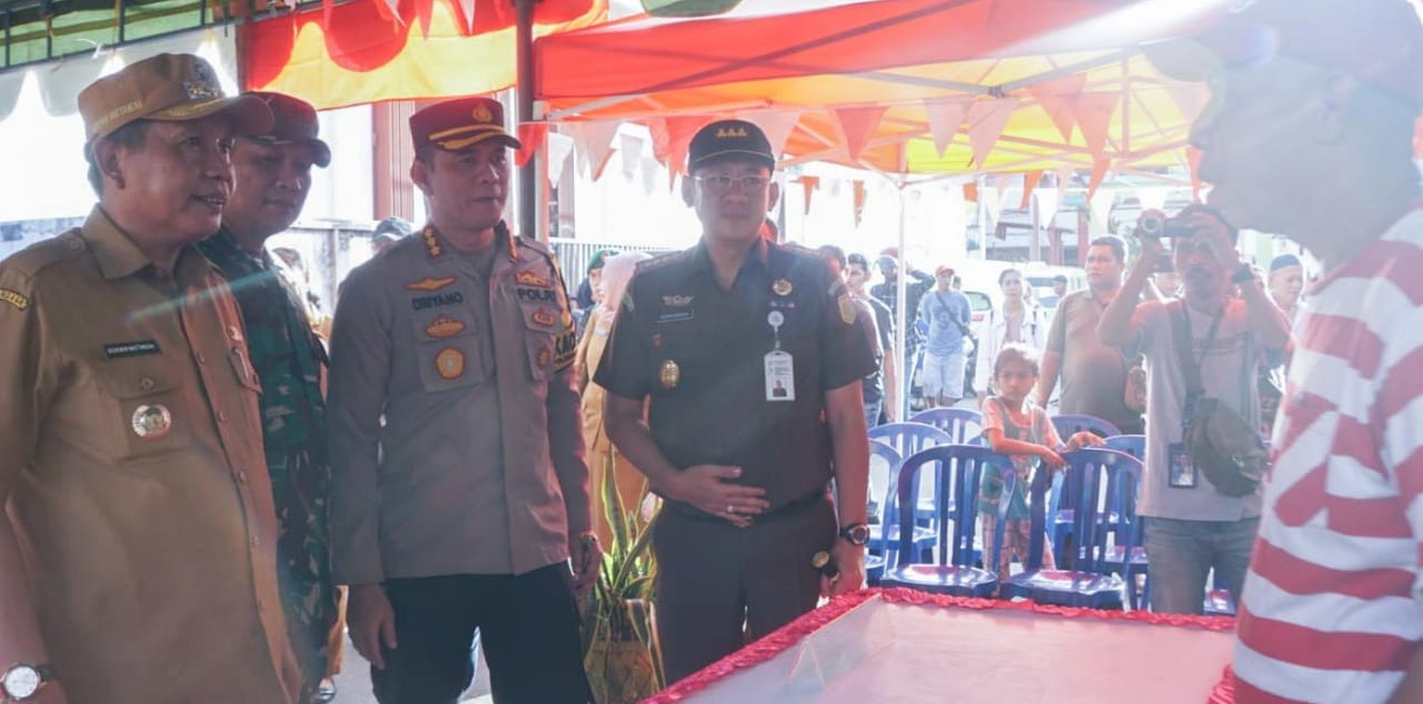 Kunjungi TPS, Pj. Wali Kota Pastikan Logistik Pemilu Terdistribusi
