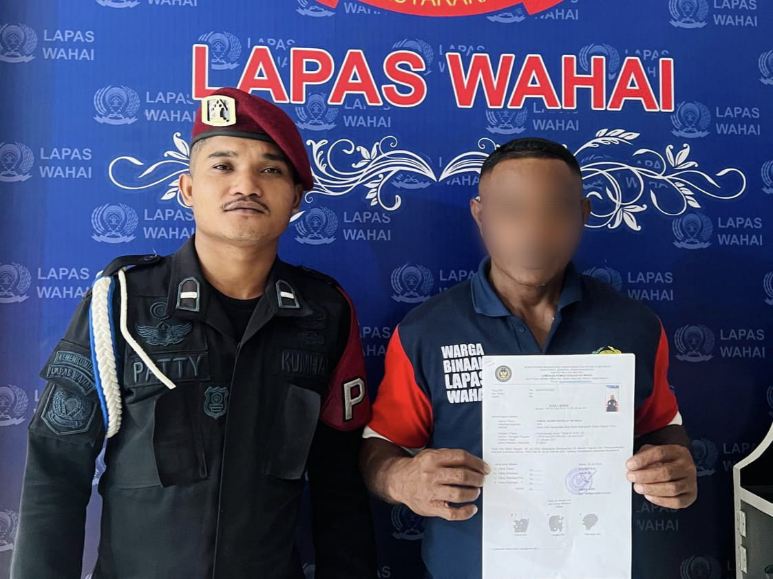Langkah Solutif Over Capacity, Satu Warga Binaan Lapas Wahai Terima PB