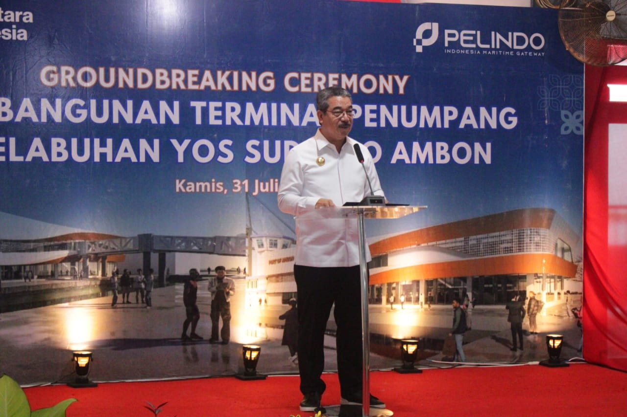 Hadiri Groundbreaking Ceremony Pembangunan Terminal Penumpang Pelabuhan Yos Sudarso Ini Pesan Lewerissa